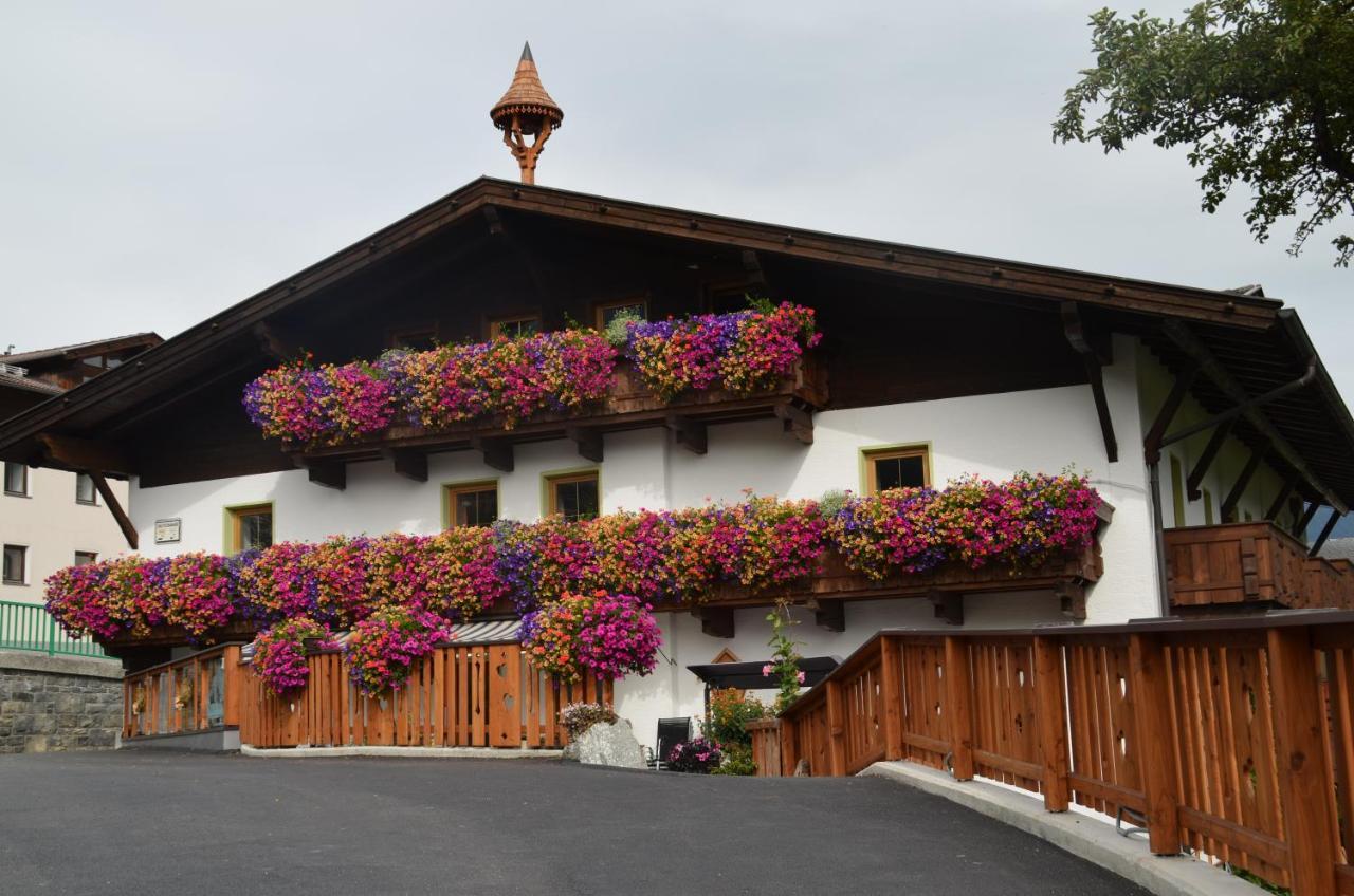 Pension Kirchbrugger Тельфес-им-Штубай Экстерьер фото